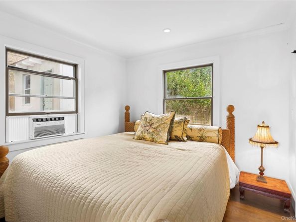 13 Willow Shade Avenue, East Quogue NY 11942