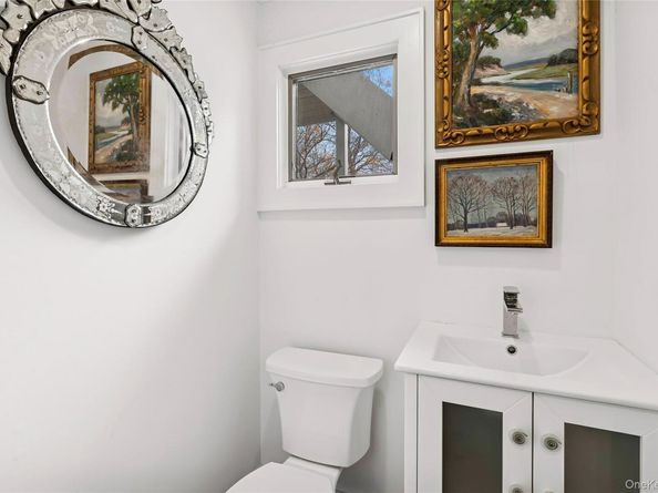 13 Willow Shade Avenue, East Quogue NY 11942