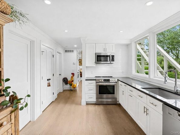 13 Willow Shade Avenue, East Quogue NY 11942