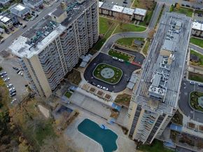 18-15 215th Street 14S, Bayside NY 11360