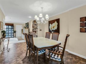 27 Abbey Lane, Plainview NY 11803