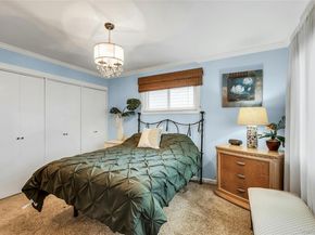 27 Abbey Lane, Plainview NY 11803