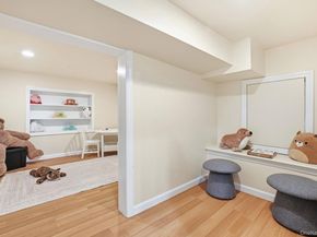 25 Andrea Lane, Scarsdale NY 10583