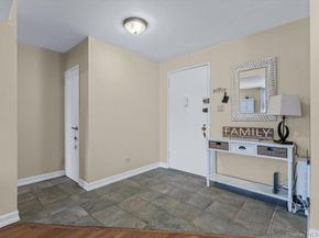 241-20 Northern Boulevard 6M, Little Neck NY 11362