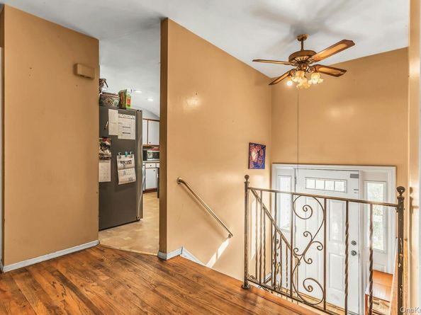 25 Stillwell Street, Huntington NY 11743