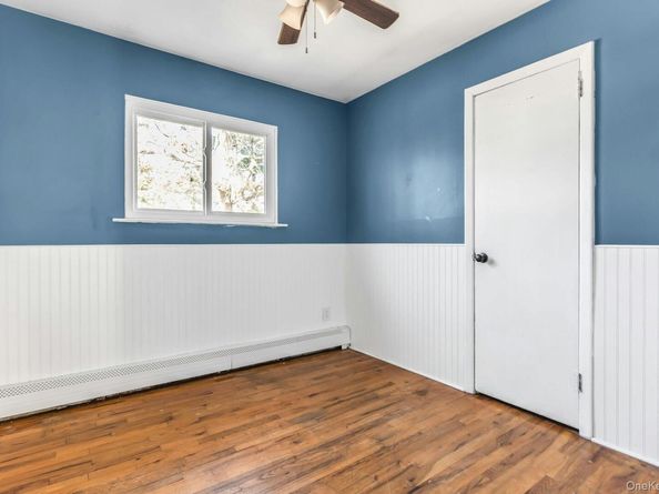 25 Stillwell Street, Huntington NY 11743