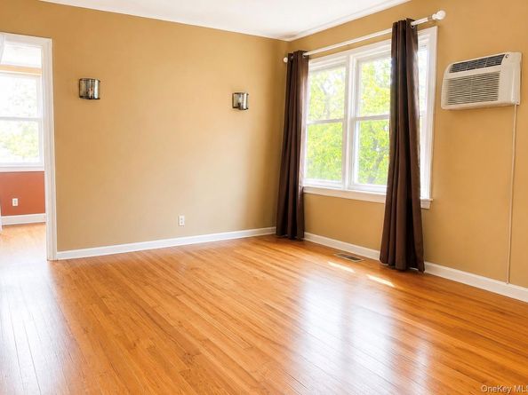 71-03 252nd 199B, Bellerose NY 11426