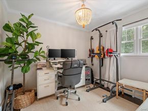8 Rochelle Lane, Northport NY 11768