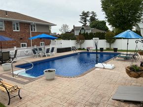 909 Berkshire Drive, Westbury NY 11590