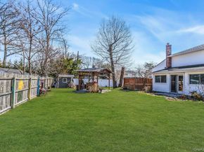 5 Diane Place, Bay Shore NY 11706
