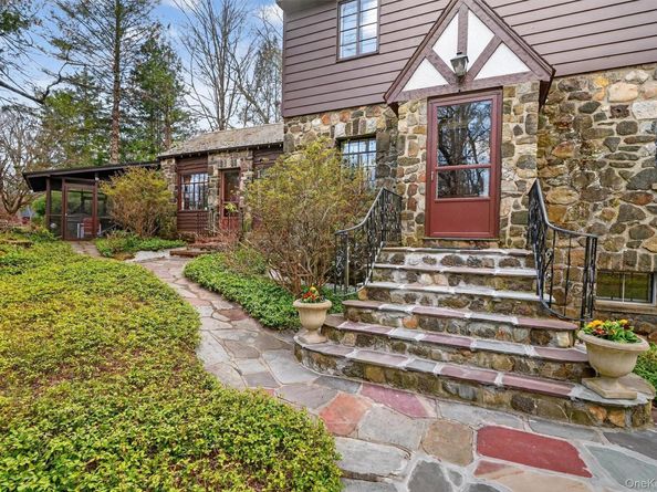 12 Inwood Lane W, Cortlandt Manor NY 10567