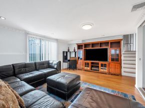 310 Southwood Circle, Syosset NY 11791