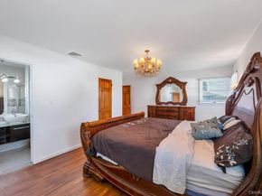 310 Southwood Circle, Syosset NY 11791