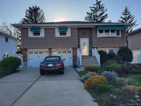 1678 Park Avenue, Merrick NY 11566
