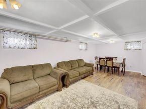 80 Wellington Road S, West Hempstead NY 11552