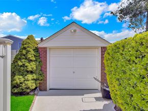 80 Wellington Road S, West Hempstead NY 11552