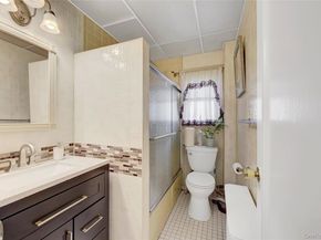 80 Wellington Road S, West Hempstead NY 11552