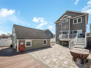 25 Cape Road, Amityville NY 11701