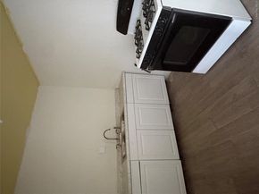 3121 Middletown Road 1G, Bronx NY 10461