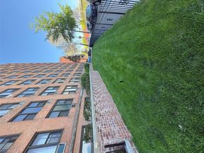 3121 Middletown Road 1G, Bronx NY 10461
