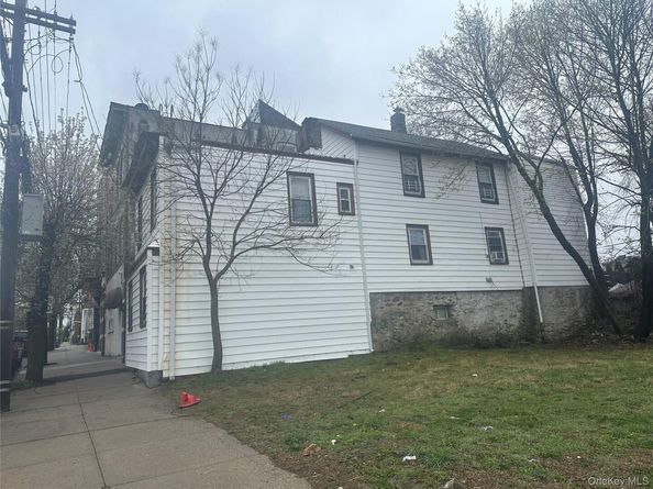 21 Drake Avenue, New Rochelle NY 10805
