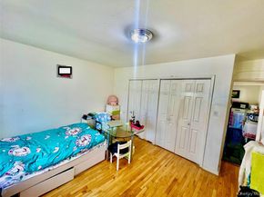25143 71st Avenue 119B, Bellerose NY 11426