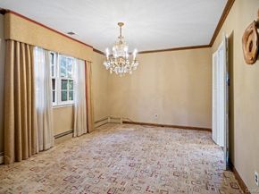 18 Herkimer Avenue, Jericho NY 11753