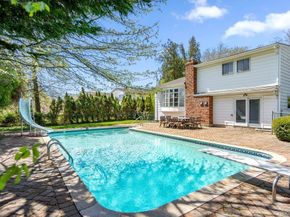18 Herkimer Avenue, Jericho NY 11753