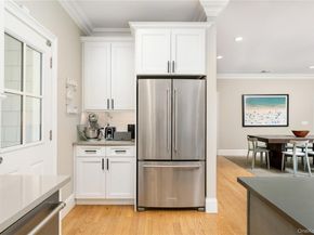 700 Gin Lane, Southold NY 11971