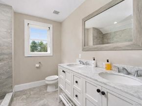 700 Gin Lane, Southold NY 11971
