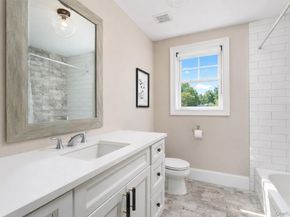 700 Gin Lane, Southold NY 11971