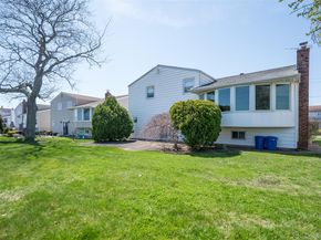 3905 Greentree Drive, Oceanside NY 11572