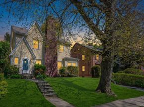 54 Ogden Avenue, White Plains NY 10605