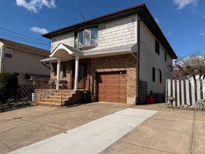 208 Doris Avenue, Franklin Square NY 11010