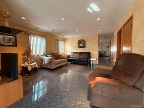 208 Doris Avenue, Franklin Square NY 11010