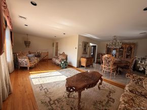 208 Doris Avenue, Franklin Square NY 11010