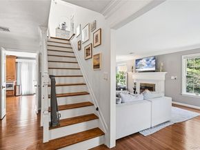 8 Dogwood Road, Stony Brook NY 11790