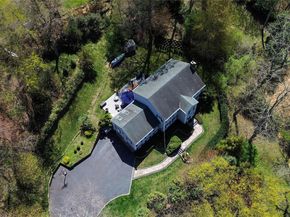 8 Dogwood Road, Stony Brook NY 11790