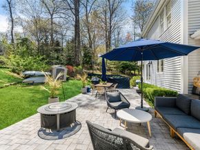 8 Dogwood Road, Stony Brook NY 11790