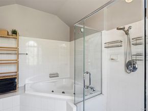 8 Dogwood Road, Stony Brook NY 11790