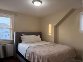 25 Crowell Street, Hempstead NY 11550