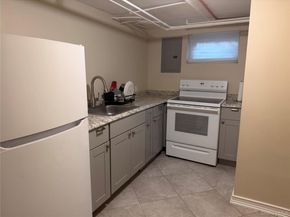 25 Crowell Street, Hempstead NY 11550