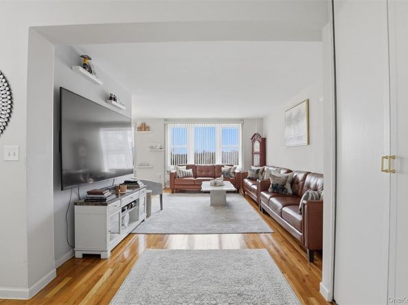 333 Bronx River Road 616, Yonkers NY 10704