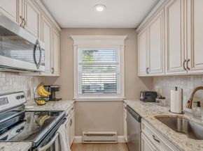 10 Gettysburg Court, Coram NY 11727