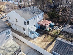21942 141st Road, Springfield Gardens NY 11413