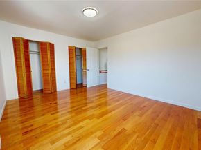21942 141st Road, Springfield Gardens NY 11413