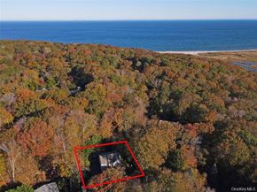 64 Glen Road, Baiting Hollow NY 11933