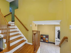 41 Robert Circle, Syosset NY 11791