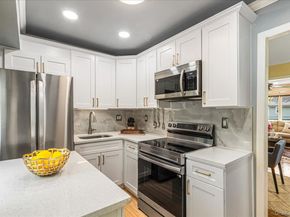 27 Stuyvesant Street, Huntington NY 11743
