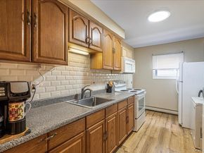 27 Stuyvesant Street, Huntington NY 11743
